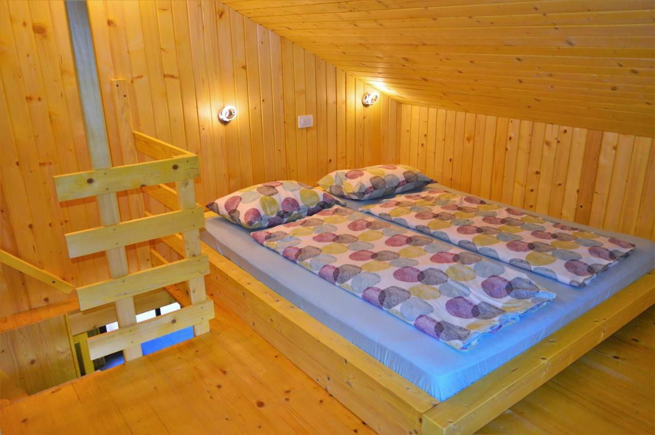 Sleeping With The Bees Kozjak Kobarid Zewnętrze zdjęcie